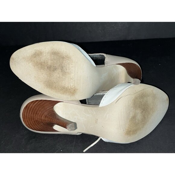 Marc Fisher Leather Pep Toe 4" Heels Lace Up Shoes Open Sides Tan White Sz 7.5 - Picture 9 of 9